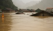 Chính phủ hỗ trợ tối đa 40 triệu đồng cho hộ bị mất nhà do mưa lũ