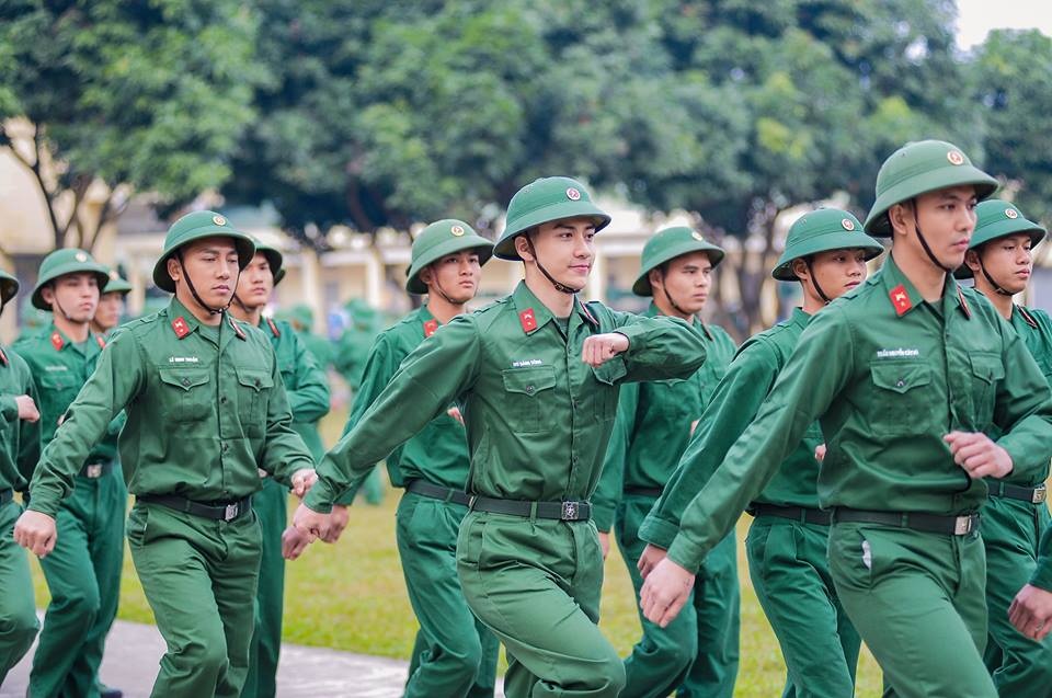 Hà Nội: Sẽ tăng cường gọi nhập ngũ sinh viên đã tốt nghiệp đại học