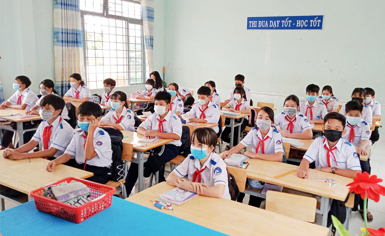 Học sinh từ lớp 1-6 nội thành Hà Nội đi học lại từ 21/02/2022, không tổ chức bán trú